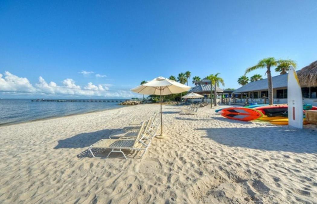 Charming One Bedroom Resort-Style Studio With Pool And Beach Access รัสกิน ภายนอก รูปภาพ